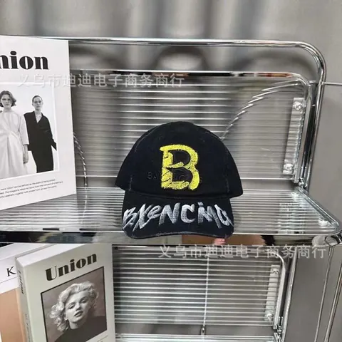 Balenciaga Cap