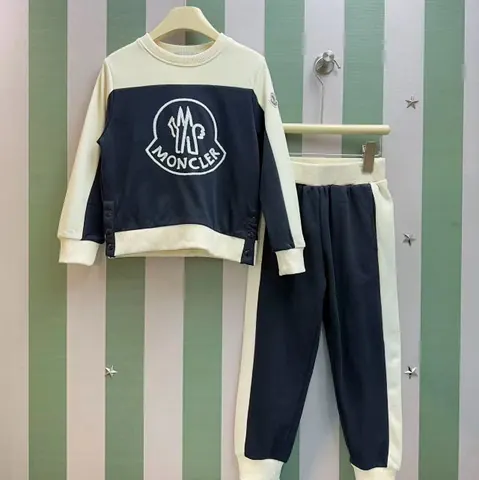 Moncler Children's Set