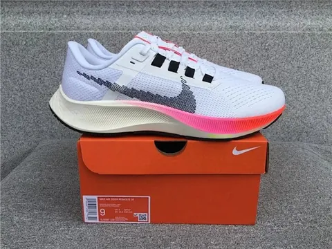 Nike Air Zoom Pegasus 38 Sneakers
