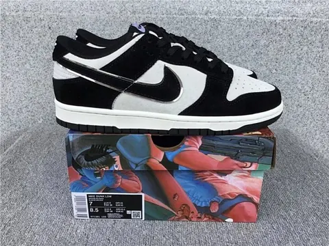 Nike Dunk Sneakers