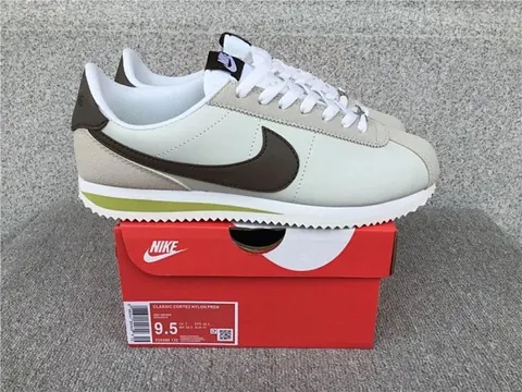 Nike Classic Cortez Shoes