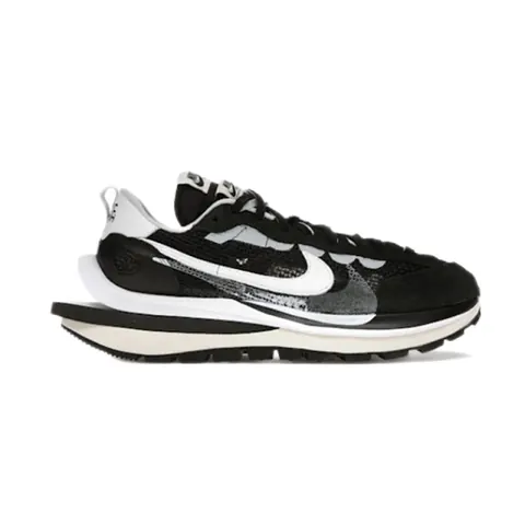 Nike x sacai Vaporwaffle Sneakers