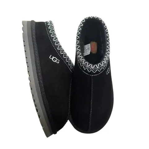 UGG Tasman
