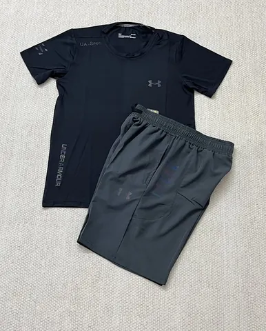 Under Armour T-shirt & Shorts Set
