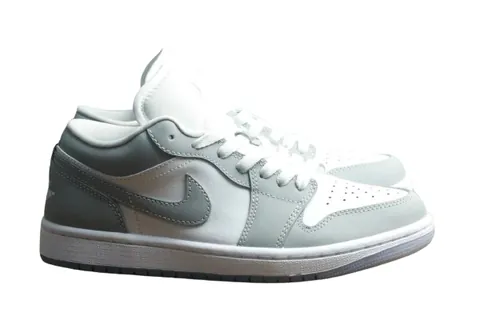 Lots of Jordan 1 Lows